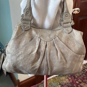 Lockheart   Shoulder bag  leather/snake skin gray   4 exterior pockets expanding